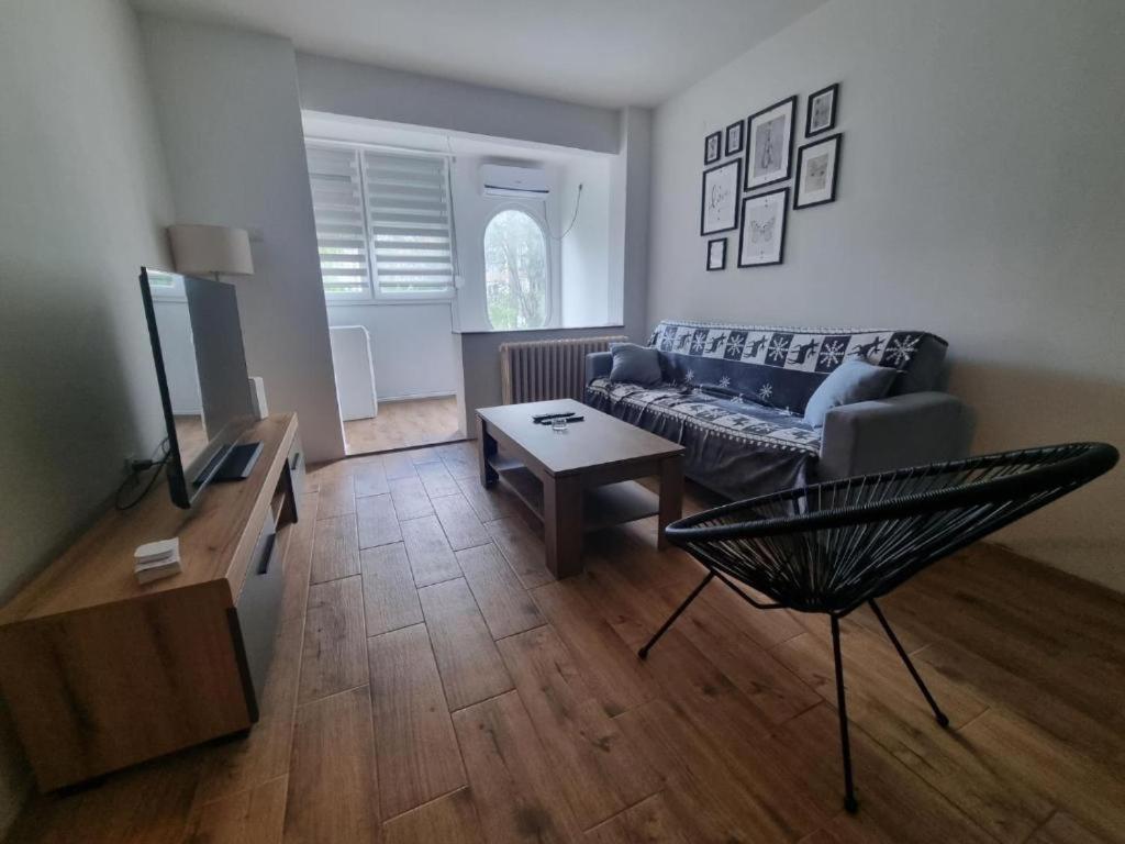 Pančevo Apartman Ann II מראה חיצוני תמונה